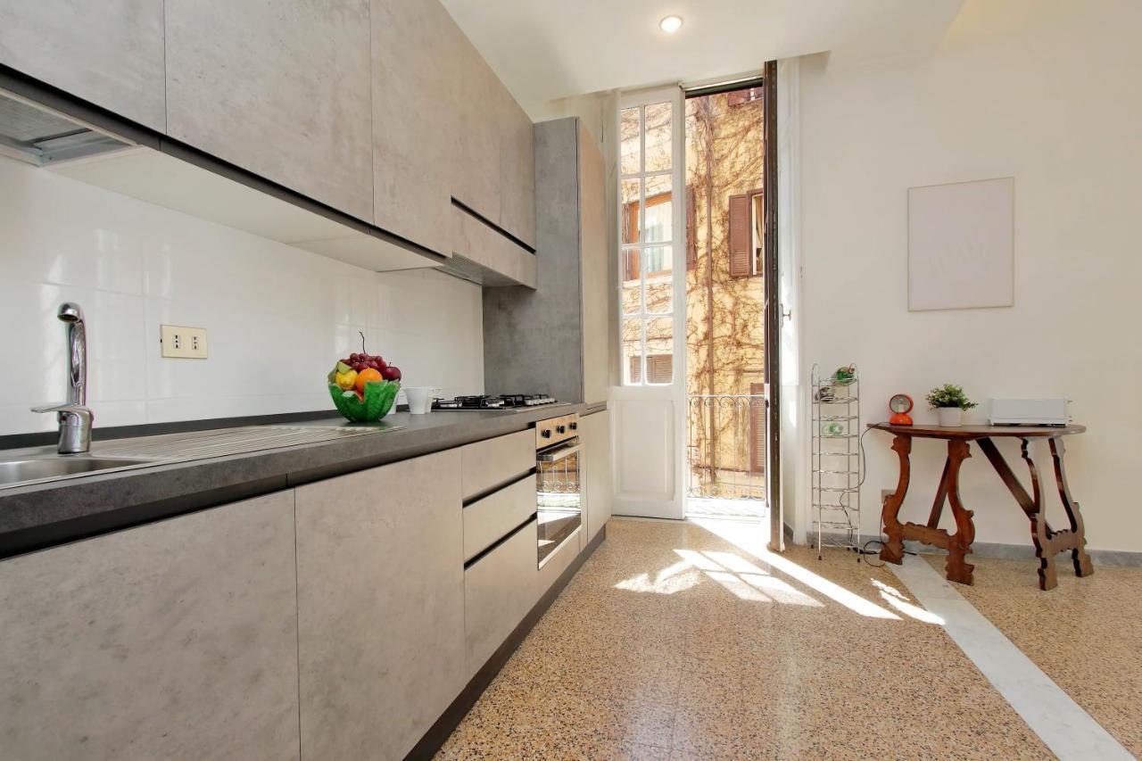 4Bnb - Tiberina Spacious Apartment โรม ภายนอก รูปภาพ